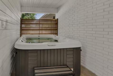 907 Hill Street Fredericksburg TX 78624