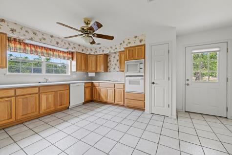 11453 N Us Highway 87 Fredericksburg TX 78624