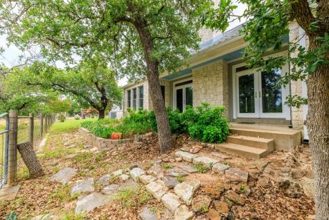 11453 N Us Highway 87 Fredericksburg TX 78624