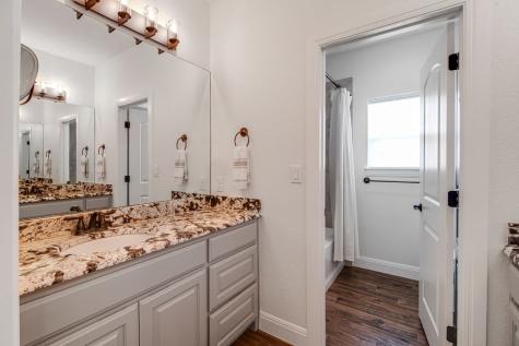 2143 Stone Oak Fredericksburg TX 78624