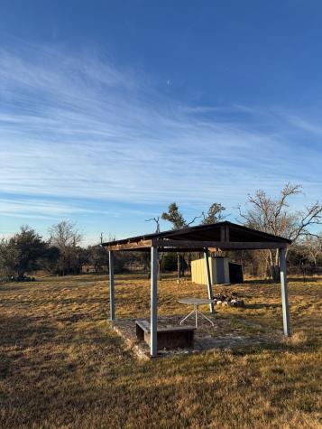 40 Deloris Drive Harper TX 78631