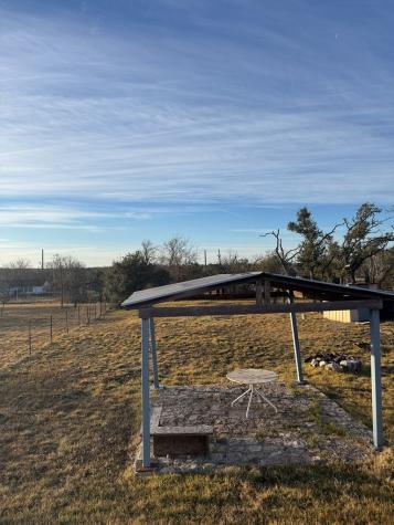 40 Deloris Drive Harper TX 78631
