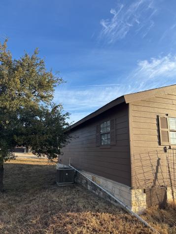 40 Deloris Drive Harper TX 78631