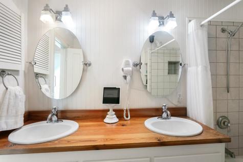 121 Winding Oak Drive Fredericksburg TX 78624