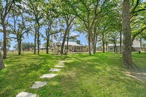 121 Winding Oak Drive Fredericksburg TX 78624