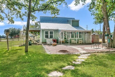 121 Winding Oak Drive Fredericksburg TX 78624