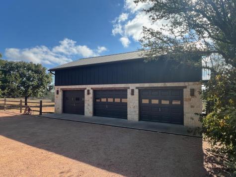 423 Meusebach Creek Road Fredericksburg TX 78624