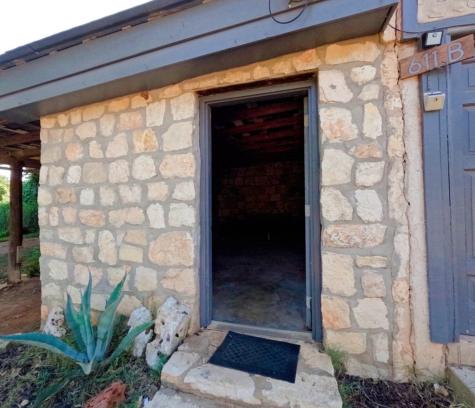609 Live Oak Street Fredericksburg TX 78624