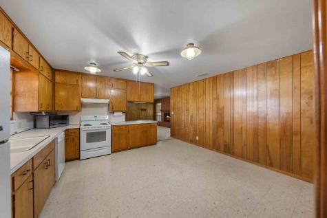 221 Pyka Road Fredericksburg TX 78624