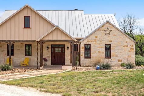 1503 Funf Kinder Road Fredericksburg TX 78624