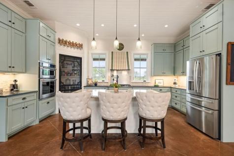 1503 Funf Kinder Road Fredericksburg TX 78624