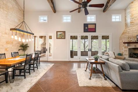1503 Funf Kinder Road Fredericksburg TX 78624