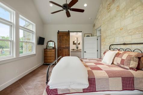 1503 Funf Kinder Road Fredericksburg TX 78624
