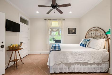 1503 Funf Kinder Road Fredericksburg TX 78624