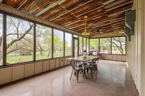 1503 Funf Kinder Road Fredericksburg TX 78624