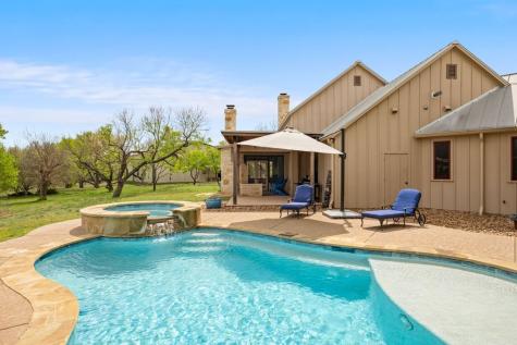 1503 Funf Kinder Road Fredericksburg TX 78624