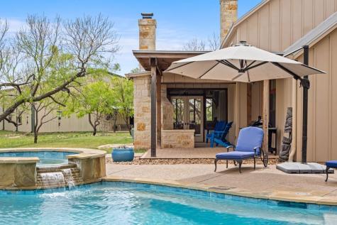 1503 Funf Kinder Road Fredericksburg TX 78624