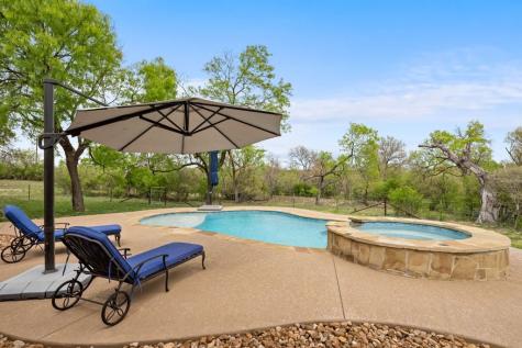 1503 Funf Kinder Road Fredericksburg TX 78624