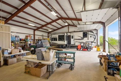 1503 Funf Kinder Road Fredericksburg TX 78624