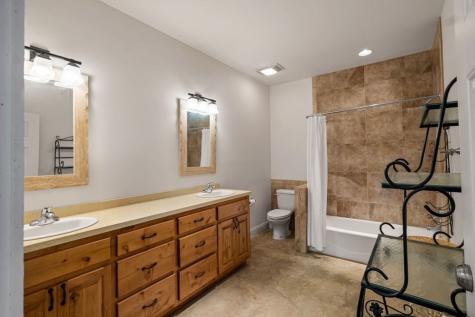 1503 Funf Kinder Road Fredericksburg TX 78624