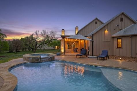 1503 Funf Kinder Road Fredericksburg TX 78624