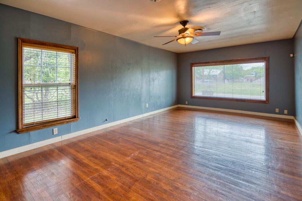 216 S Magnolia Mason TX 76856