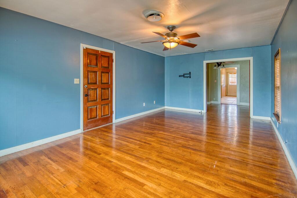 216 S Magnolia Mason TX 76856