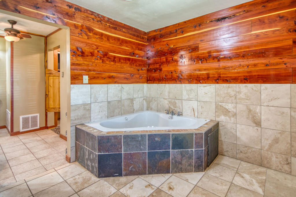 216 S Magnolia Mason TX 76856
