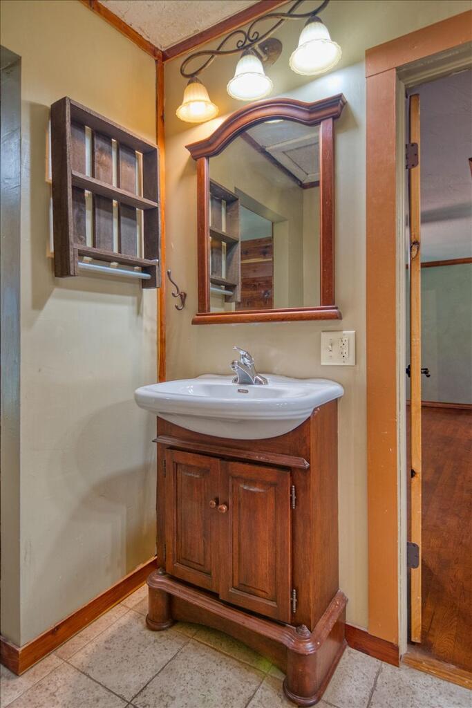 216 S Magnolia Mason TX 76856