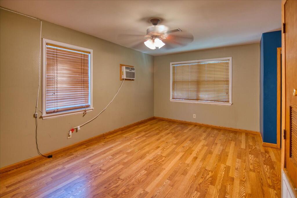 216 S Magnolia Mason TX 76856