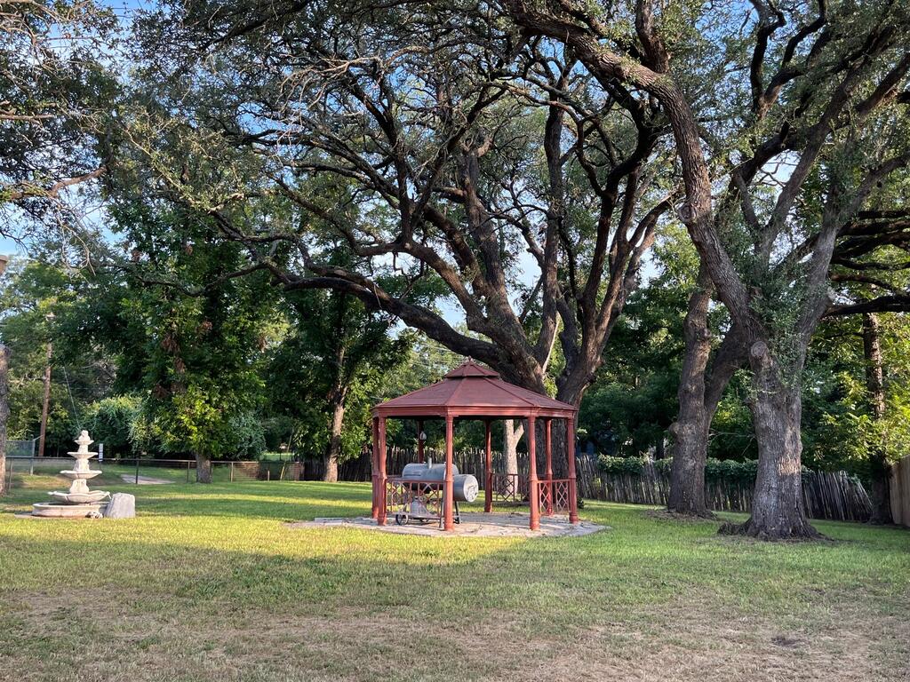 216 S Magnolia Mason TX 76856