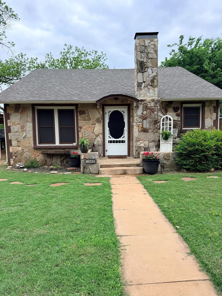 417 Westmoreland Street Mason TX 76856