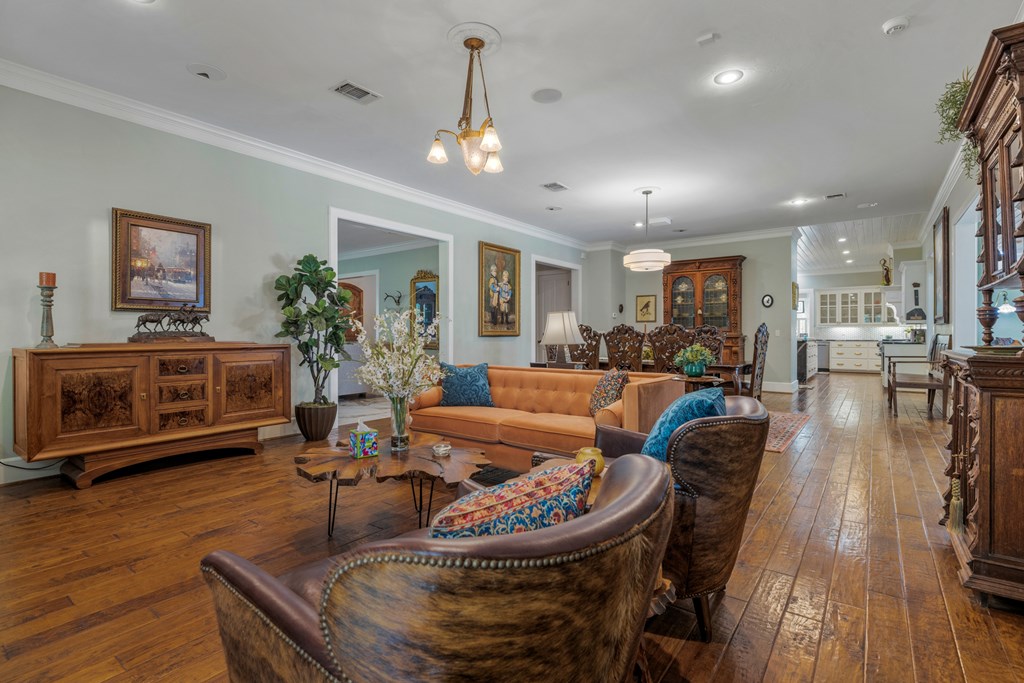 707 W Creek Street Fredericksburg TX 78624