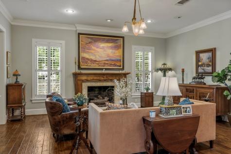 707 W Creek Street Fredericksburg TX 78624