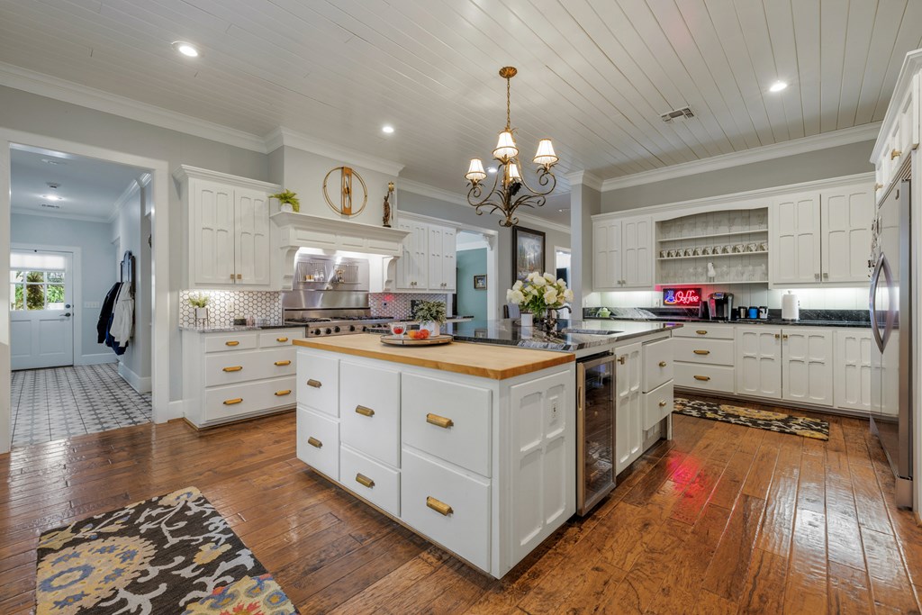 707 W Creek Street Fredericksburg TX 78624