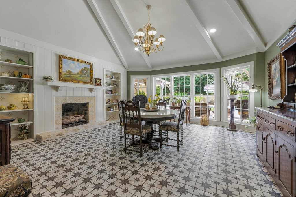707 W Creek Street Fredericksburg TX 78624