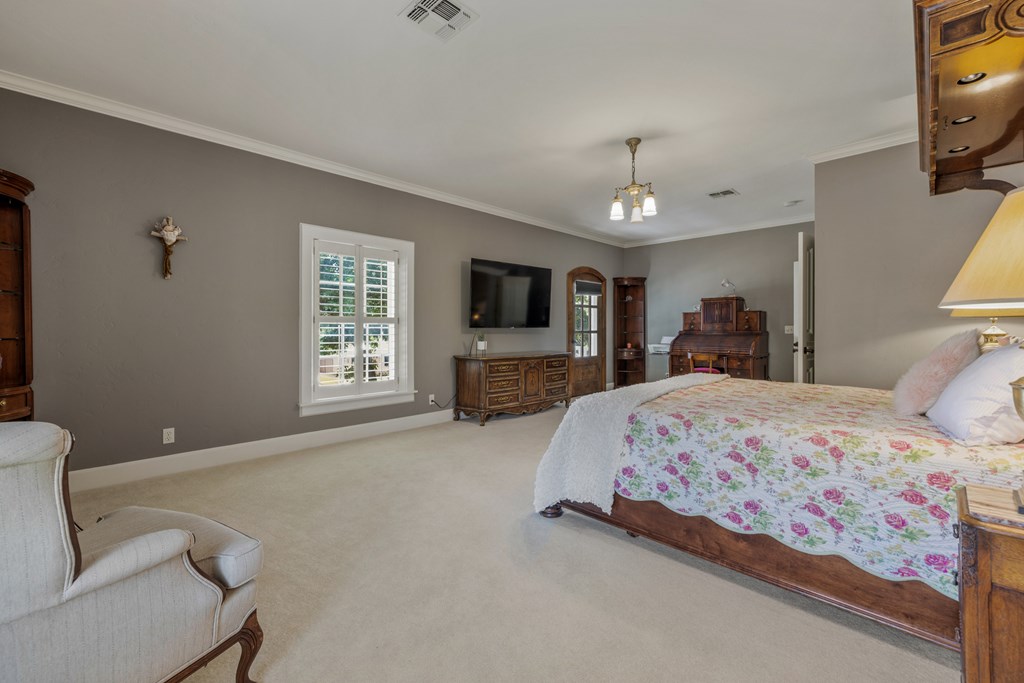 707 W Creek Street Fredericksburg TX 78624
