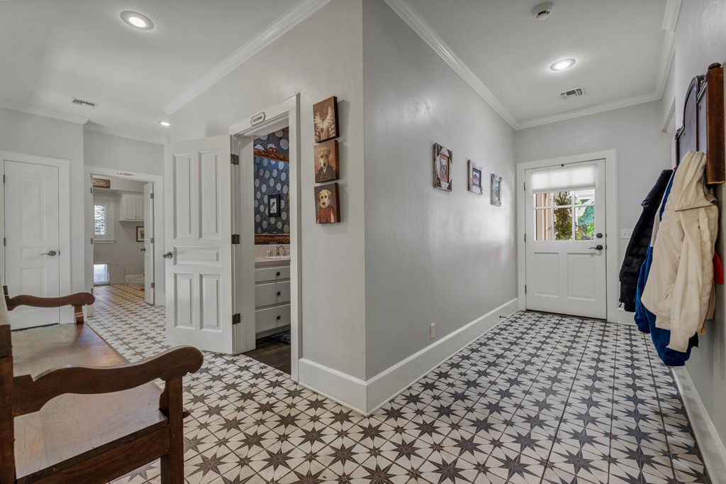 707 W Creek Street Fredericksburg TX 78624