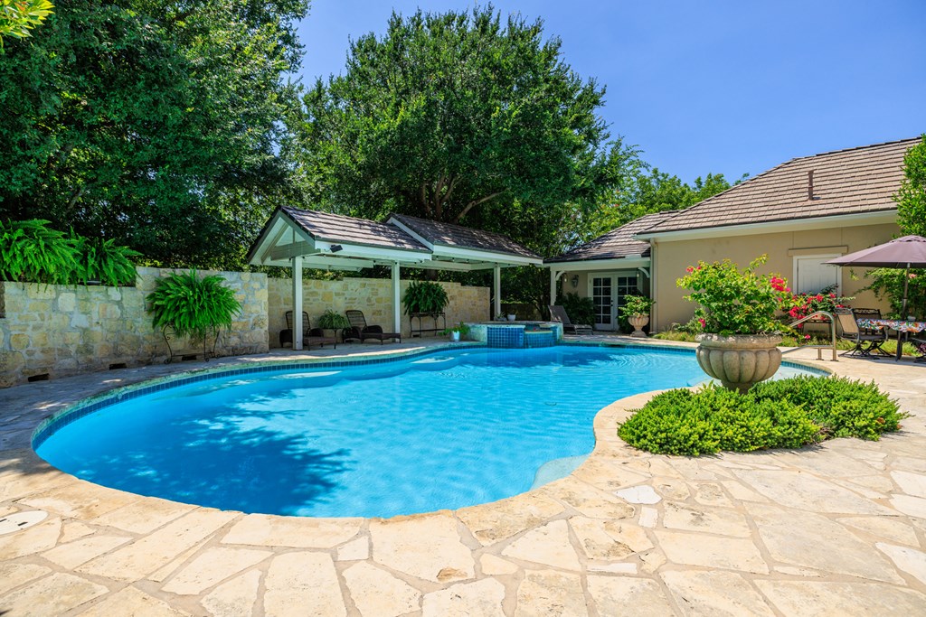 707 W Creek Street Fredericksburg TX 78624