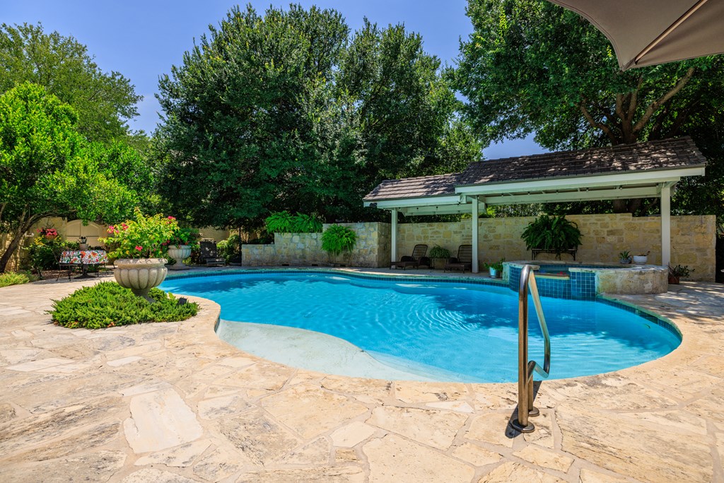 707 W Creek Street Fredericksburg TX 78624
