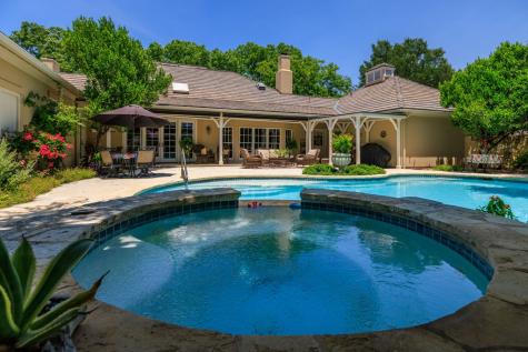707 W Creek Street Fredericksburg TX 78624