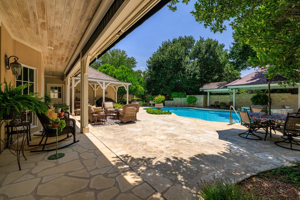 707 W Creek Street Fredericksburg TX 78624