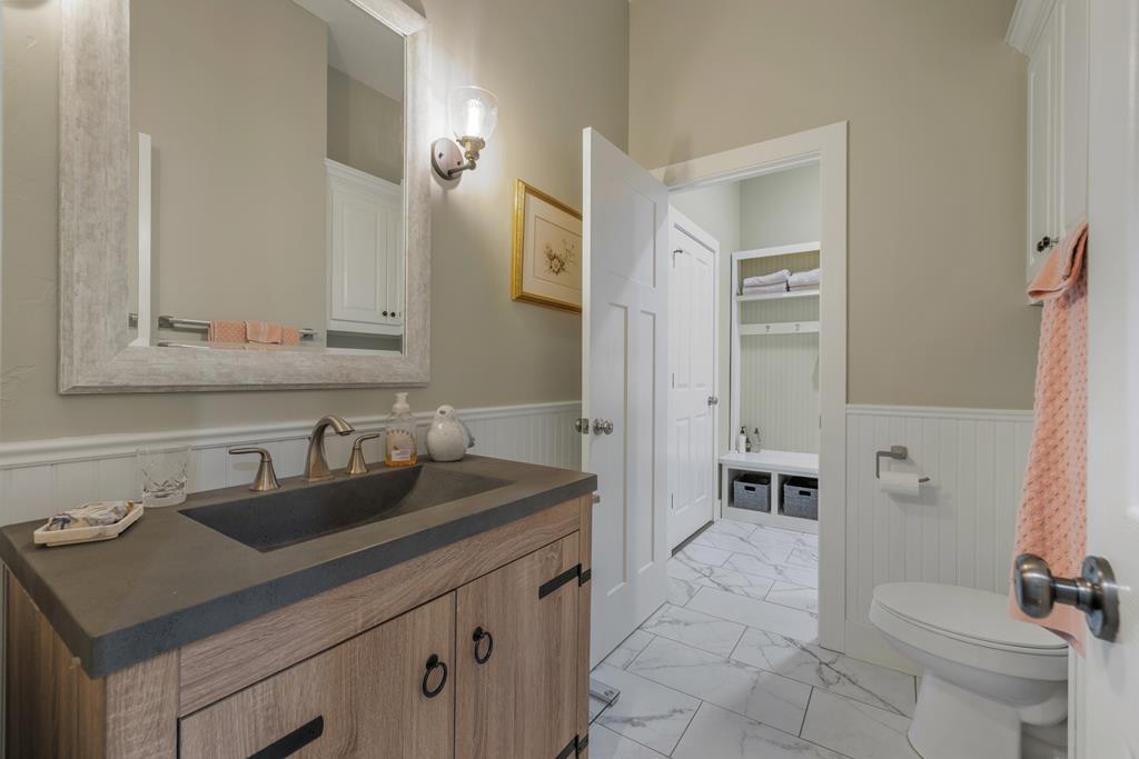 707 W Creek Street Fredericksburg TX 78624