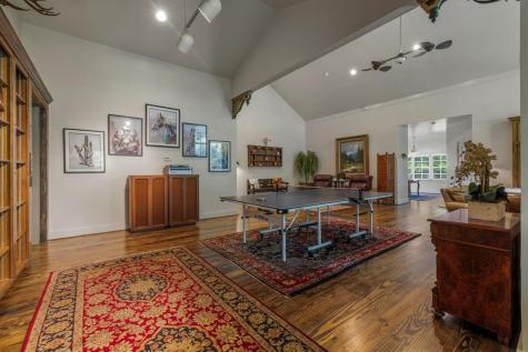 707 W Creek Street Fredericksburg TX 78624