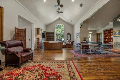 707 W Creek Street Fredericksburg TX 78624