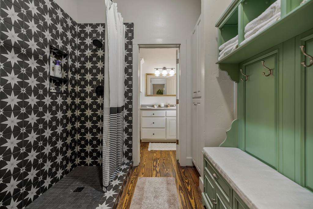 707 W Creek Street Fredericksburg TX 78624