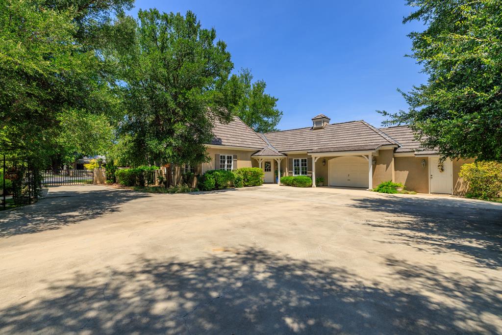 707 W Creek Street Fredericksburg TX 78624