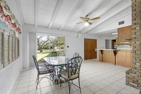105 Hale Street Fredericksburg TX 78624