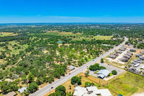 1709 N Llano Street Fredericksburg TX 78624