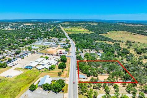 1709 N Llano Street Fredericksburg TX 78624